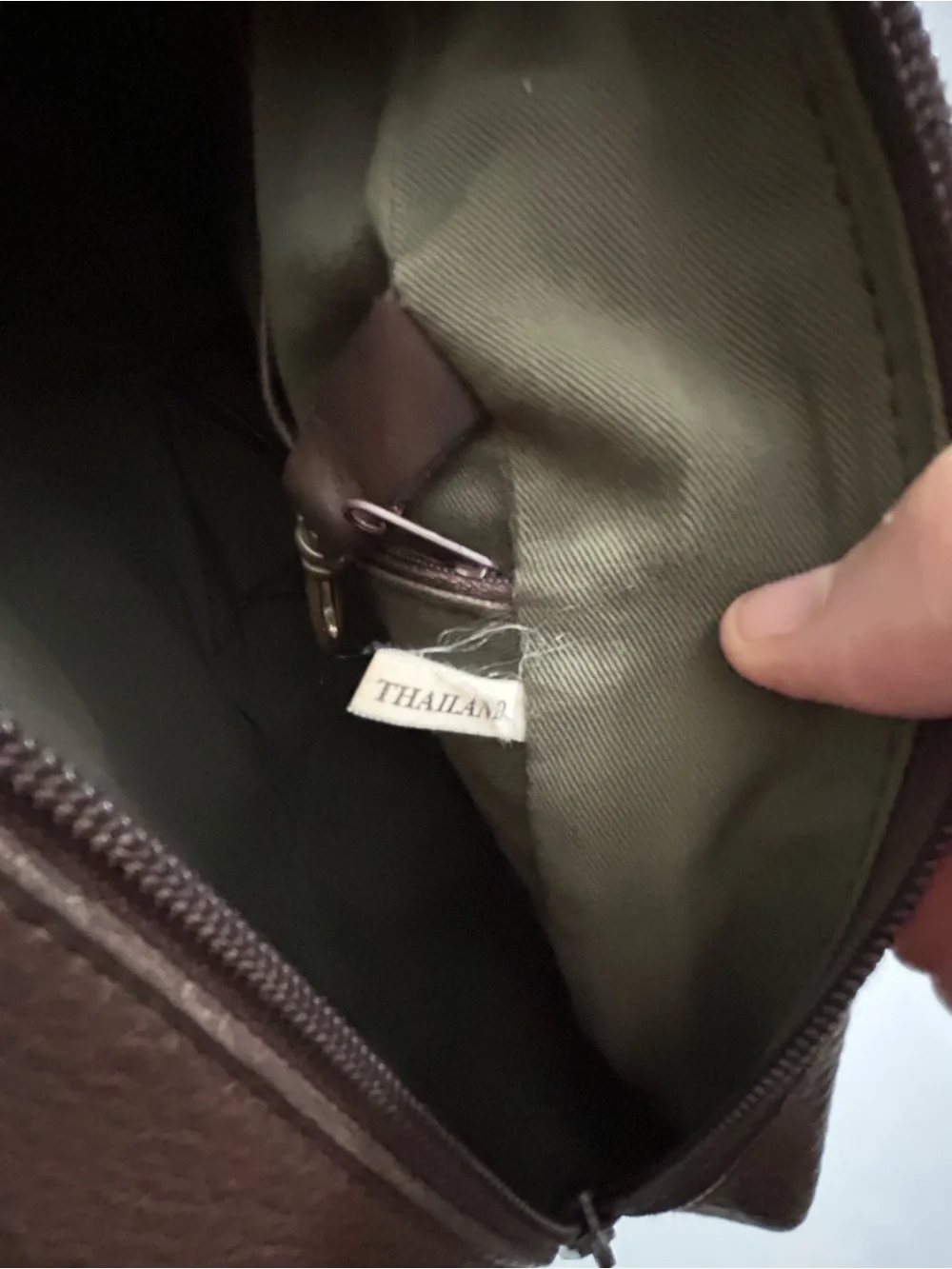 Ellington leather sling